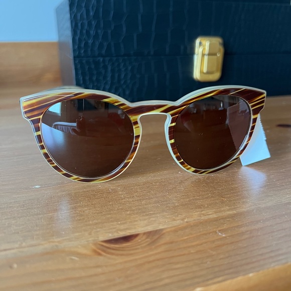 Dolce & Gabbana Women’s Sunglasses - Picture 1 of 6